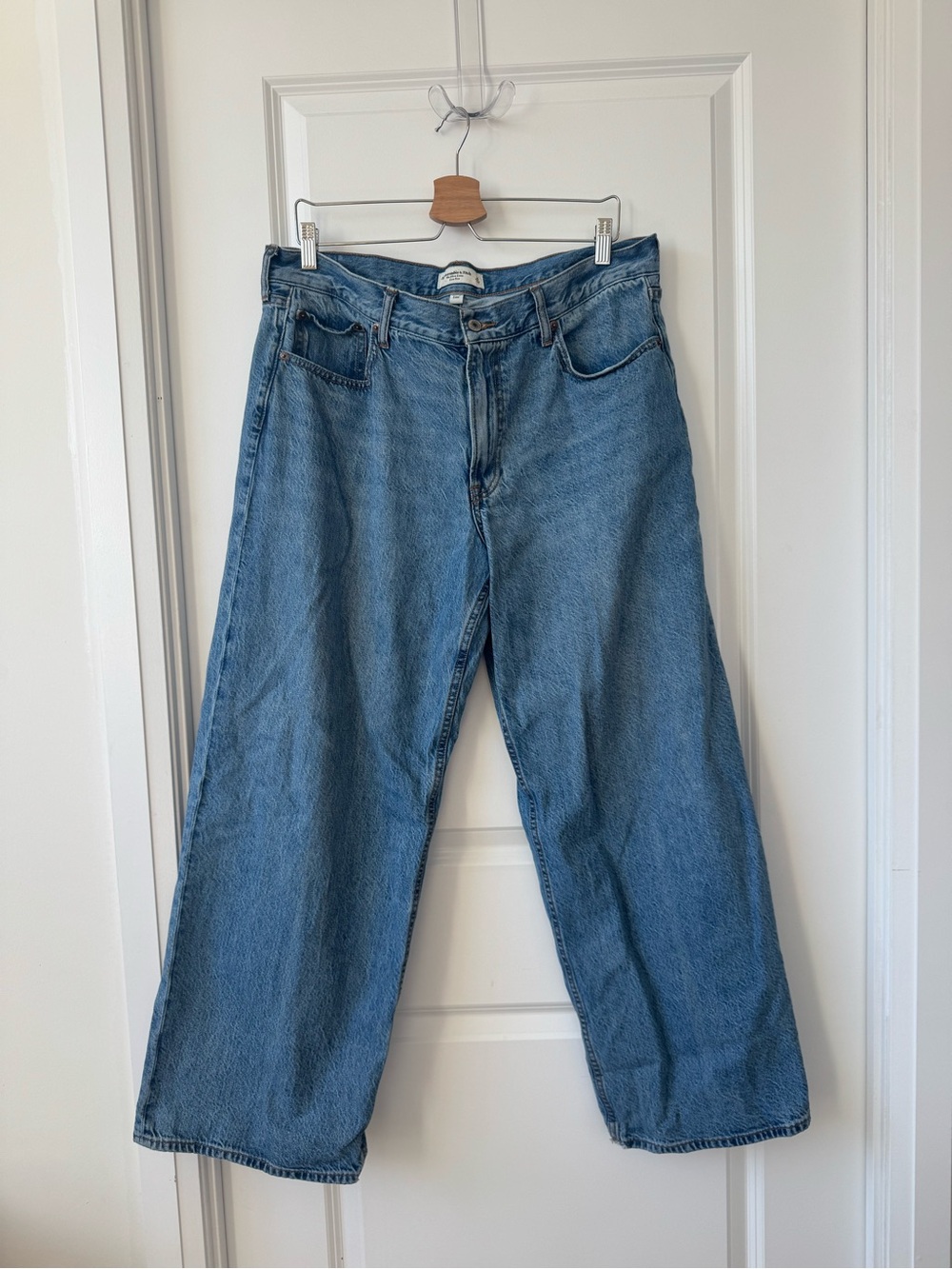 Abercrombie Curve Love Ultra Loose Low Rise Jeans